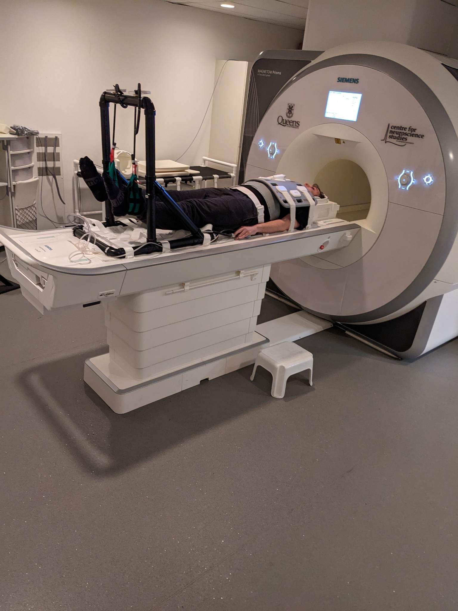 
                         Respiratory Investigation Unit (RIU)                                                    