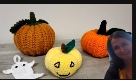 knitted pumpkins