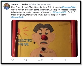 screen shot of text and photo of the game operation