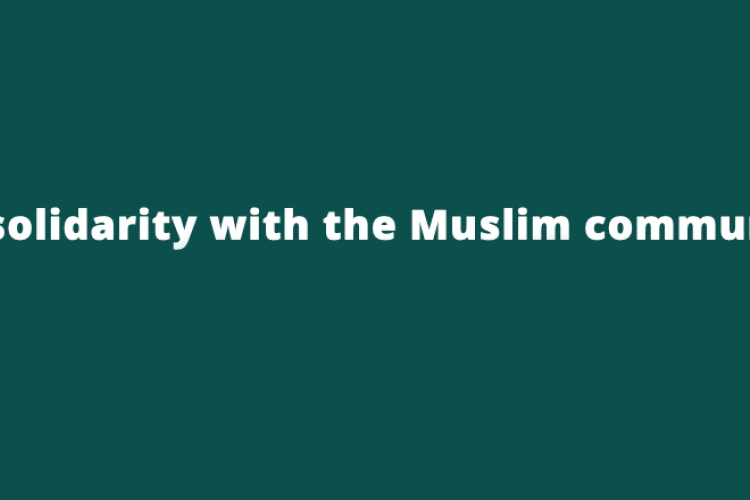 text on blank background: In solidarity with the Muslim community