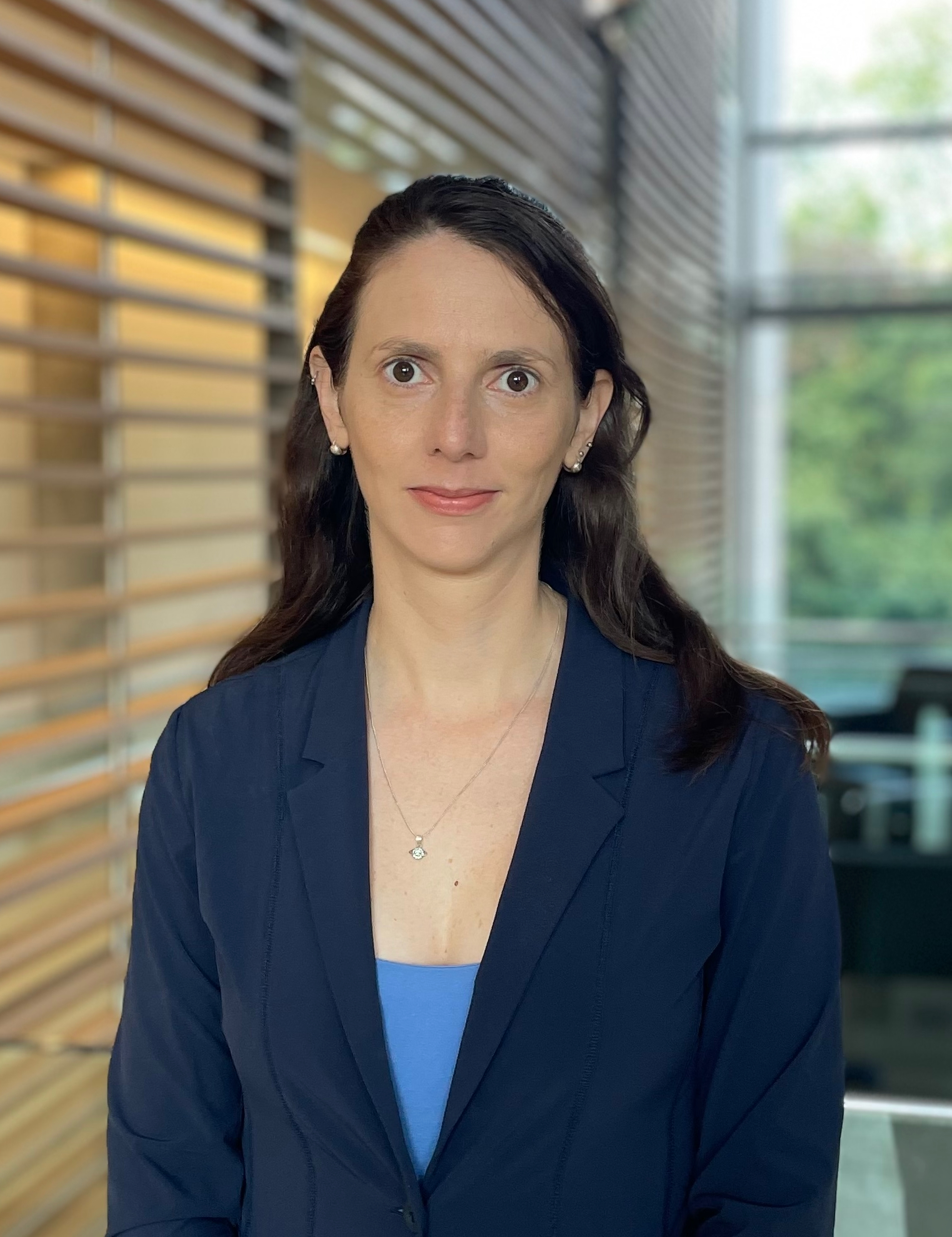 Dr. Maria Luz Garagiola