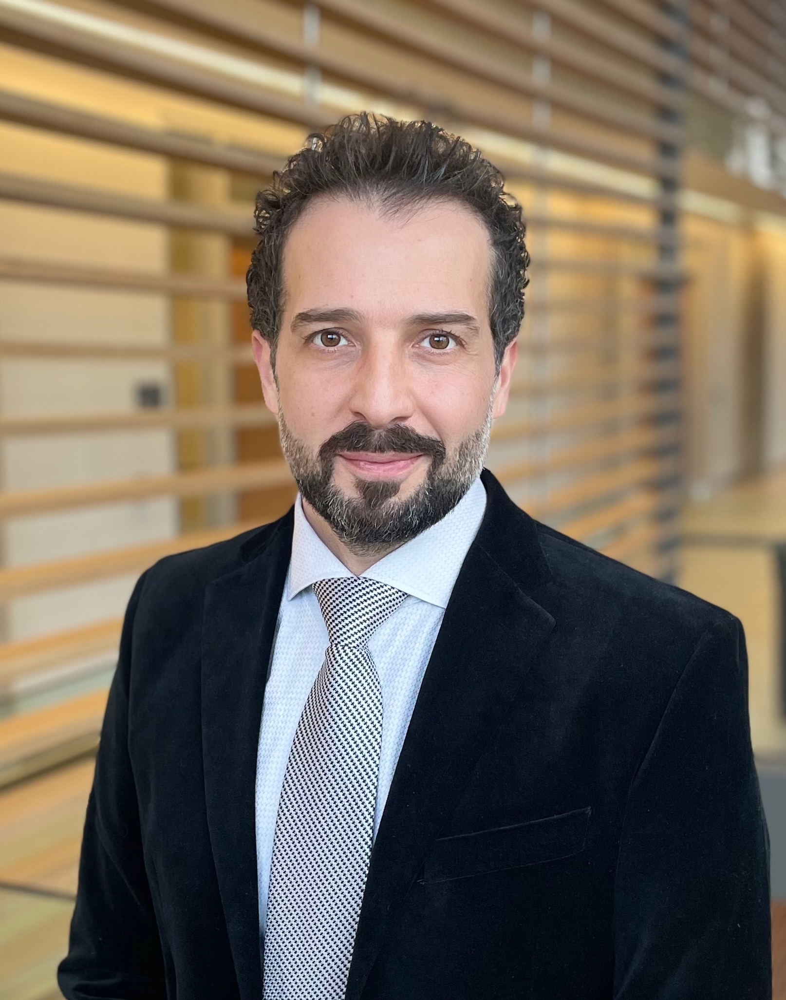 Dr. Kinan Hayani